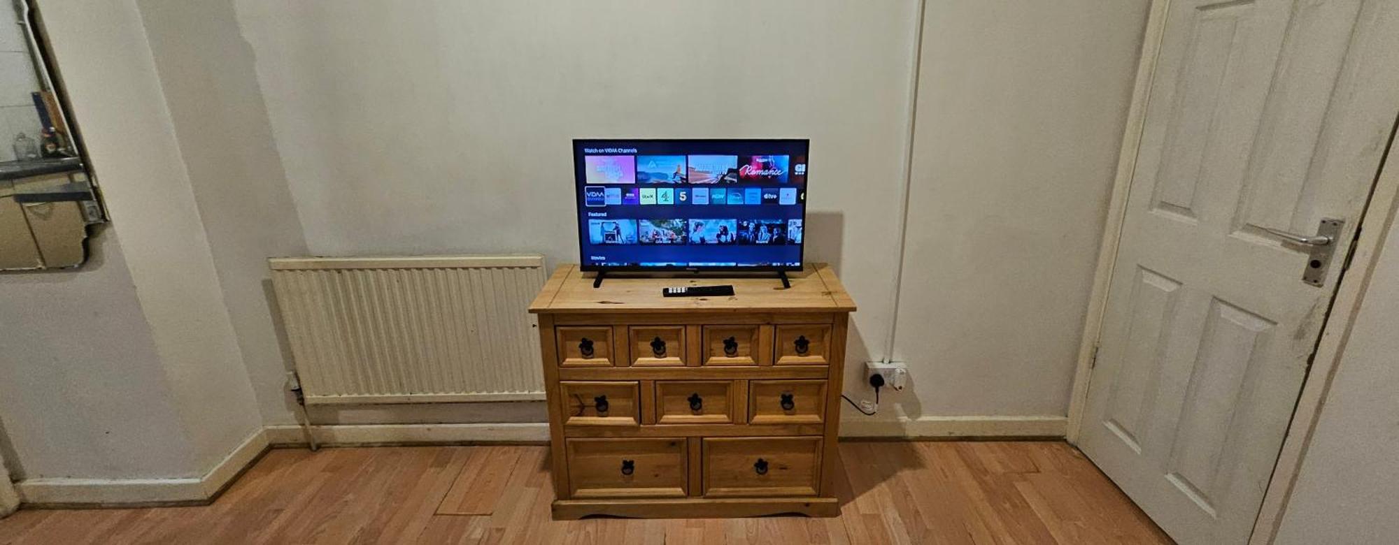 No Frills & Nothing Fancy 1 Bed Studio City Centre คาร์ดิฟฟ์ ภายนอก รูปภาพ